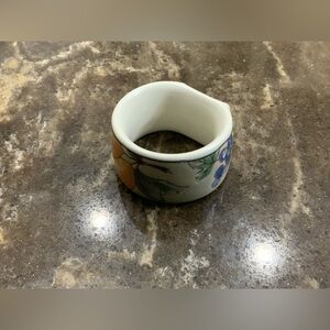 Mikasa Garden Harvest Napkin Rings. New in box.